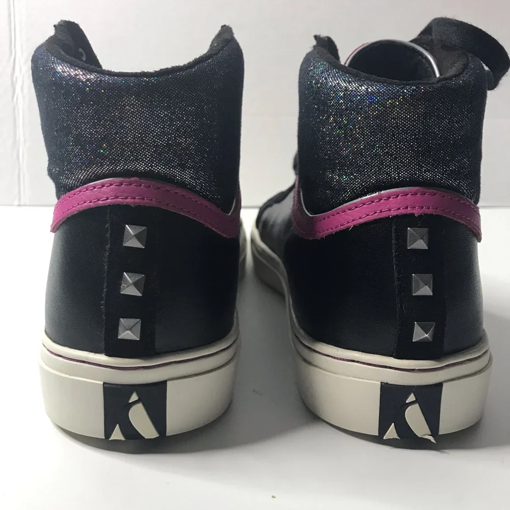 Skechers smooth leather